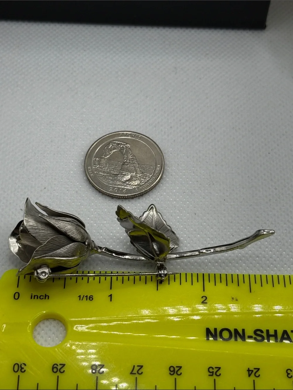 Vintage Giovanni stamped long stem rose Brooch - Silver tone Floral Pin